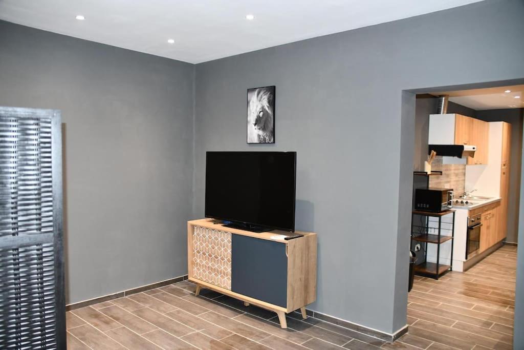 Logement In Wood Brugelette Zewnętrze zdjęcie
